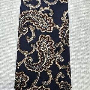 Vintage Barrington 100% Silk Paisley Necktie Navy Burgundy Made In USA